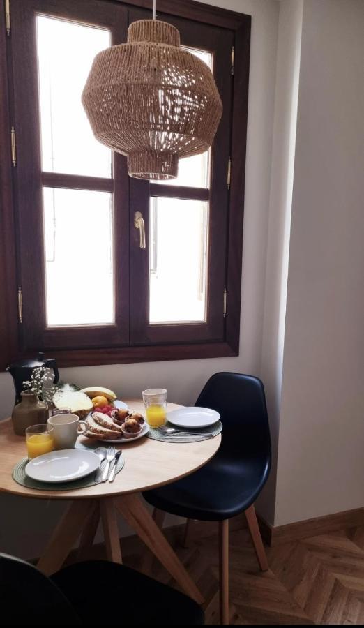 Cozy Apartment In The City Center Granada Luaran gambar